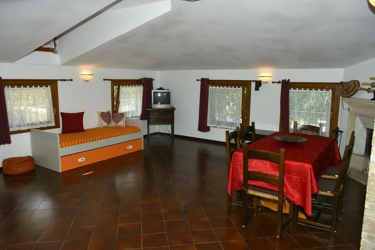 Villa Manuela Mestre 0*,